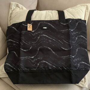 PINK Victoria's Secret Black and White Wave Zippered Tote